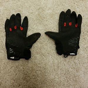 Exercise gloves